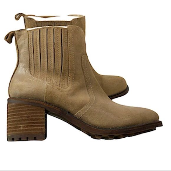 Max by Rocket Dog Chelsea Lug Boots sz 6 - Picture 6 of 13